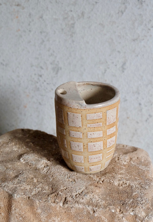 travel cup - speckled sand & gingham