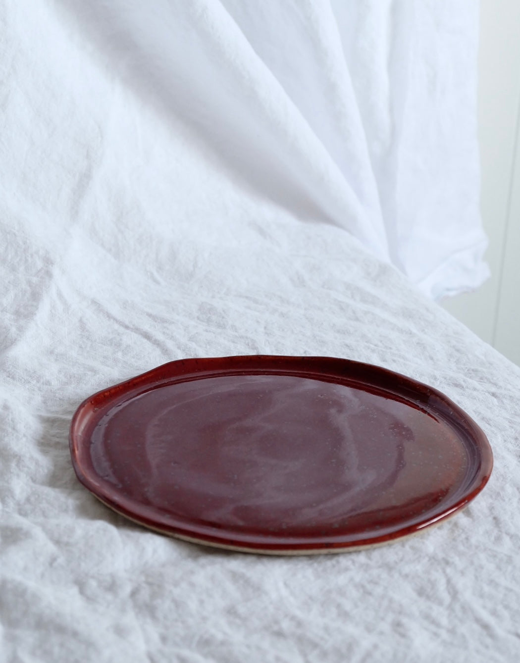 serving plate - brick red 02