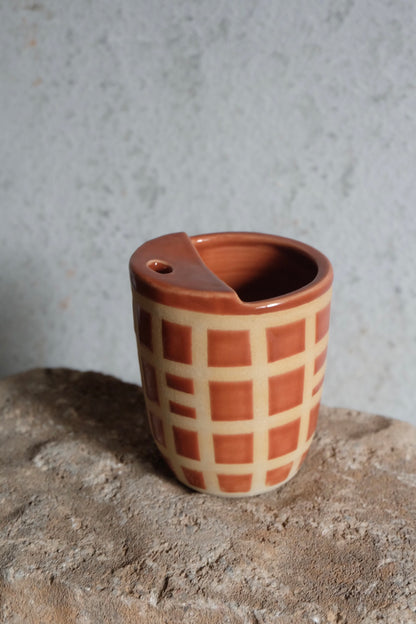 travel cup - red rocks & gingham 02