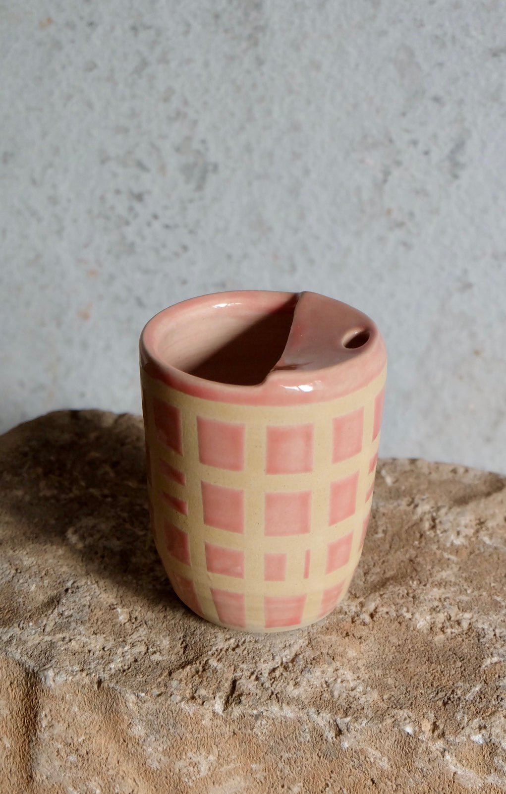 travel cup - soft coral & gingham